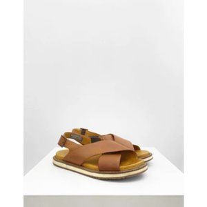 Keen Lana Cross Strap Sandals / Brown